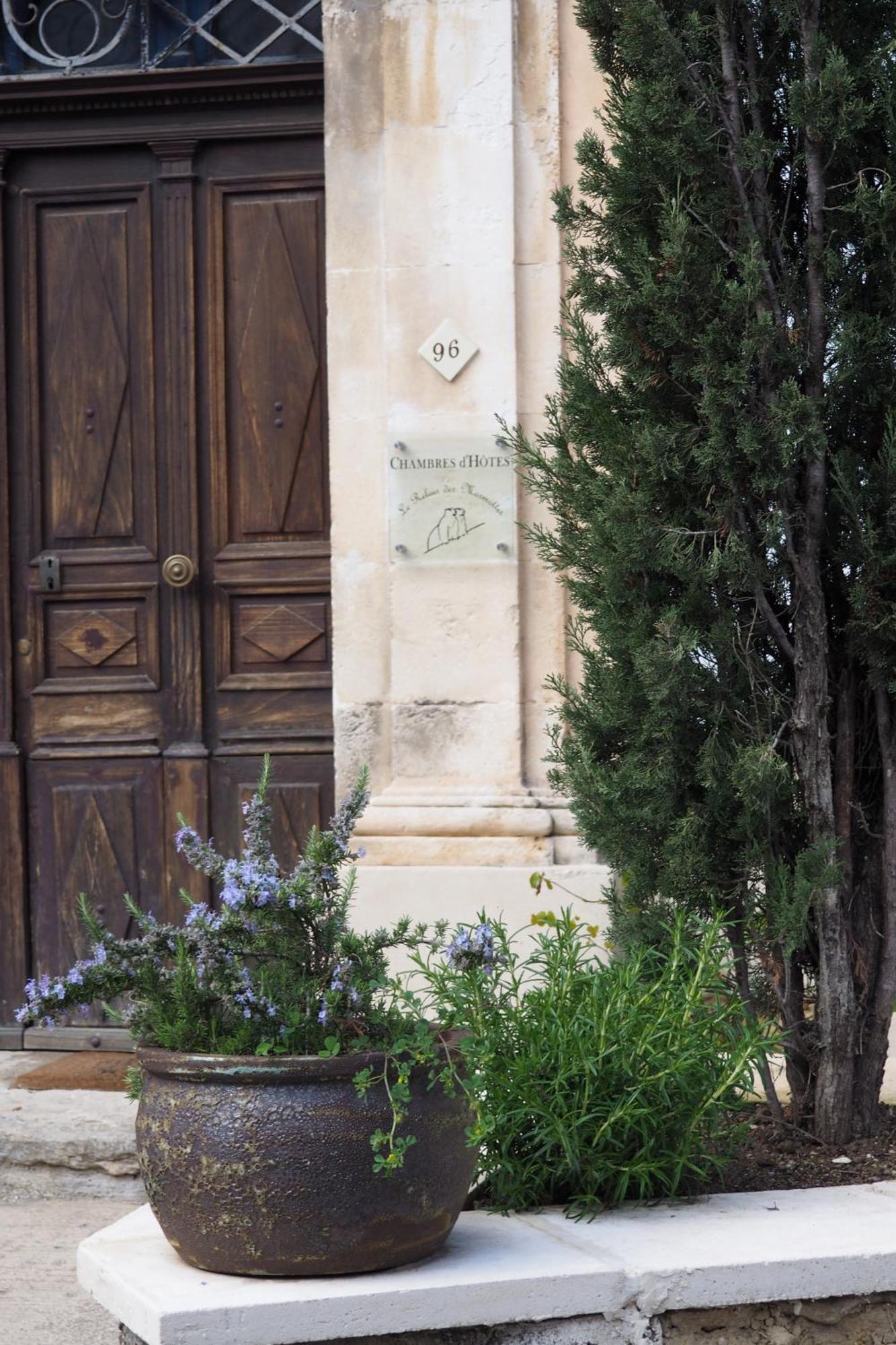 Chambres D'Hotes Le Relais Des Marmottes En Luberon Lagnes Exterior foto